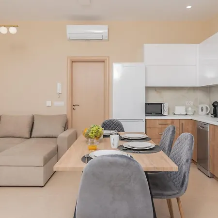 Villa Spartakos Luxury 2 *